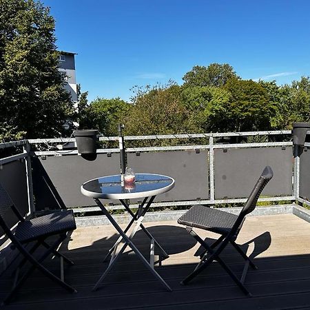 A&V Apartments Wunderschoene Rheinblick Wohnung Zum Entspannen Apt Ela Duisburg Kültér fotó